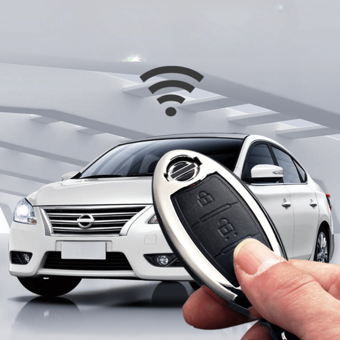 【日産】 メタリックレザースマートキーケース〔Aタイプ〕