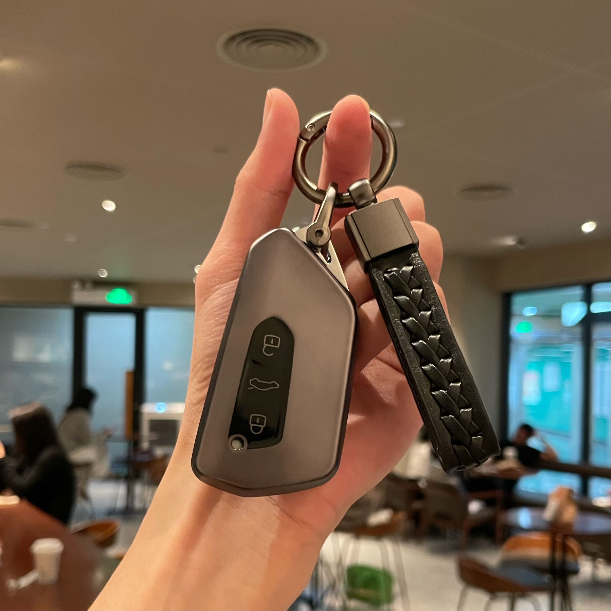 【フォルクスワーゲン】キーリング&ストラップ付きスマートキーケース Volkswagen〔Cタイプ〕