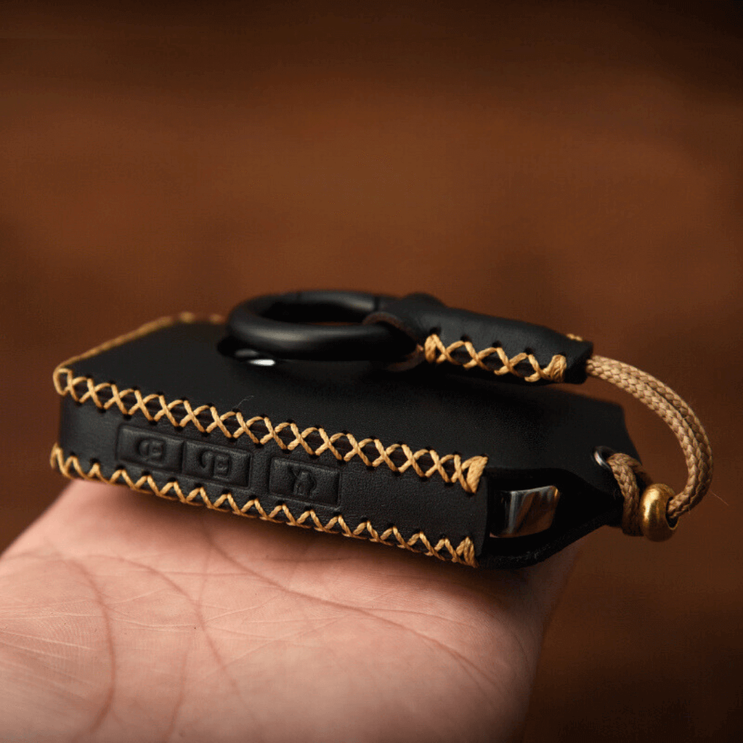 【マツダ】キーリング付き収納型レザースマートキーケース 〔Bタイプ〕