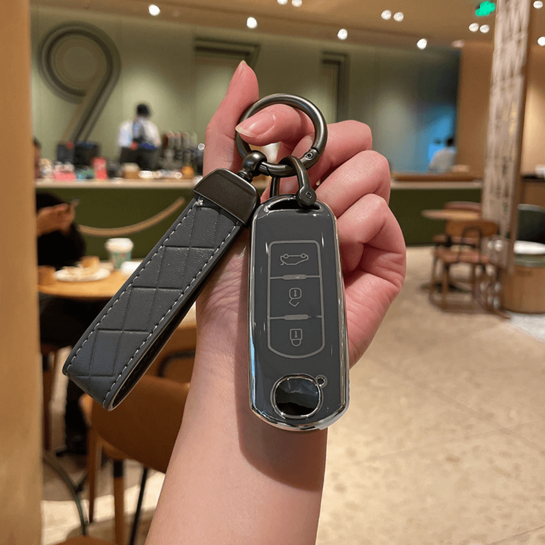 【マツダ】ストラップ・キーリング付きTPUスマートキーケース〔Aタイプ〕