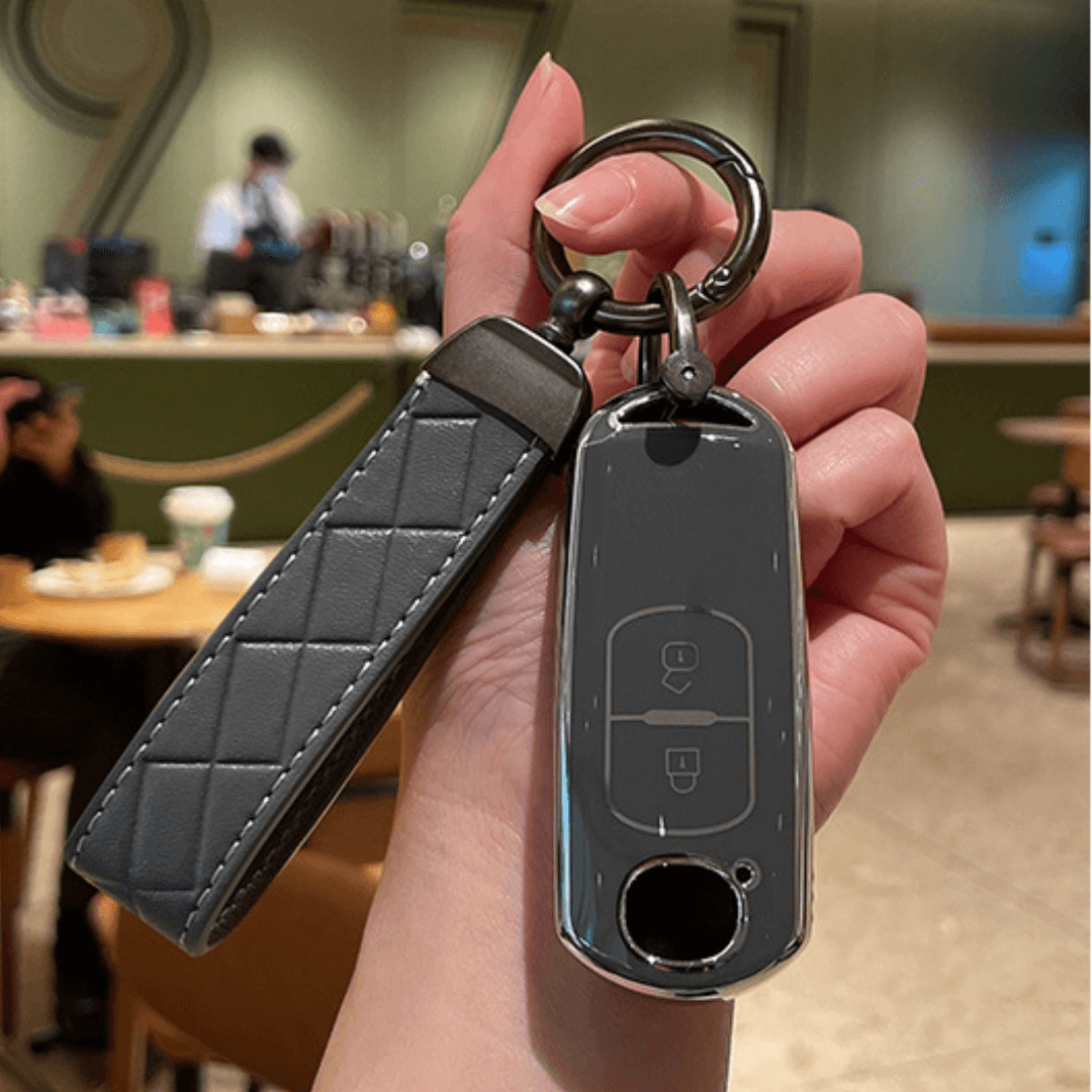 【マツダ】ストラップ・キーリング付きTPUスマートキーケース〔Aタイプ〕