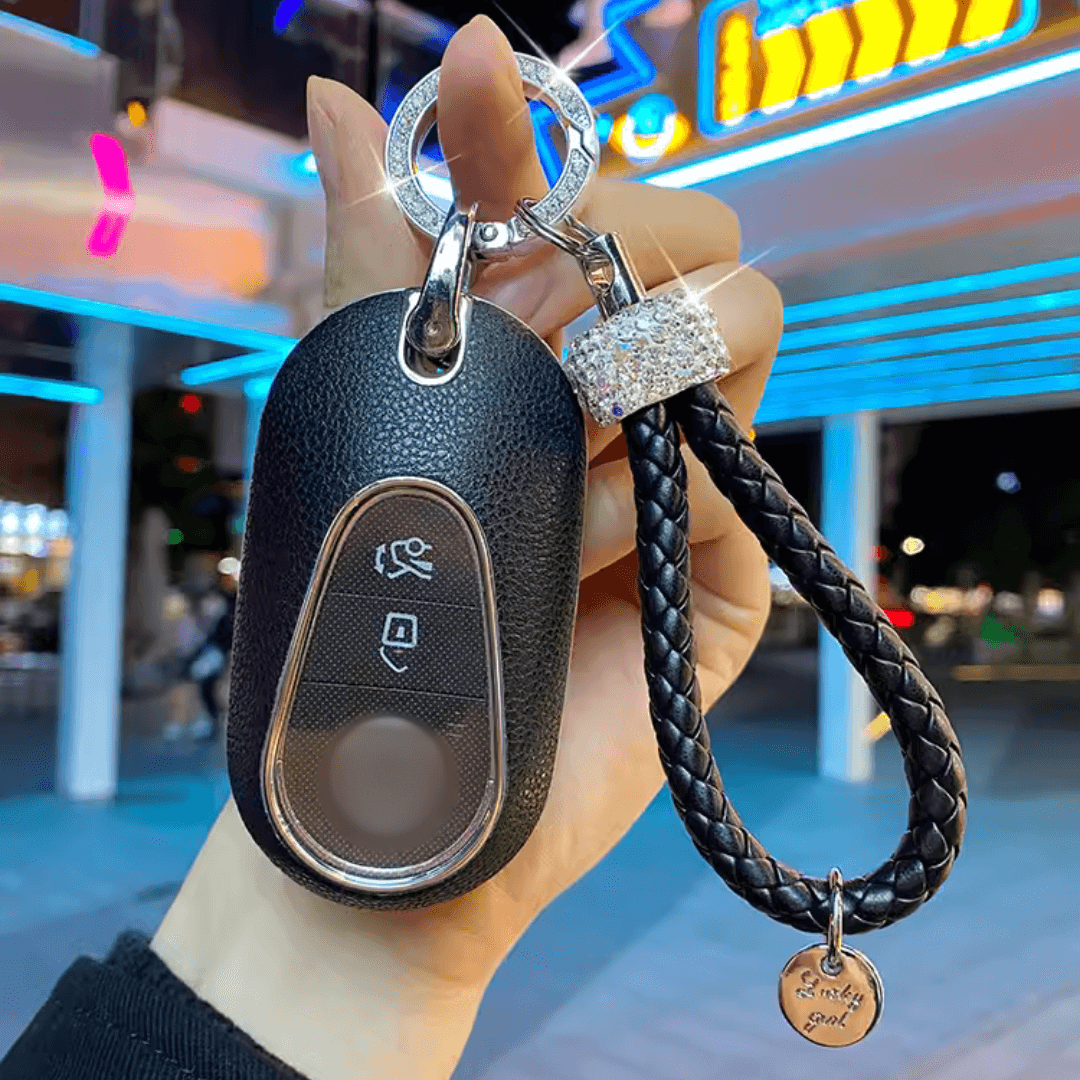 【ベンツ】3ボタンレザースマートキーケースビジューリング 網ストラップ付き〔Aタイプ〕