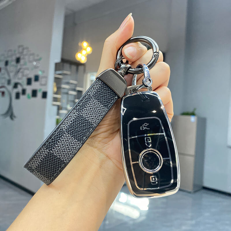 【ベンツ】ストラップ付きエレガントキーケース 〔Bタイプ〕