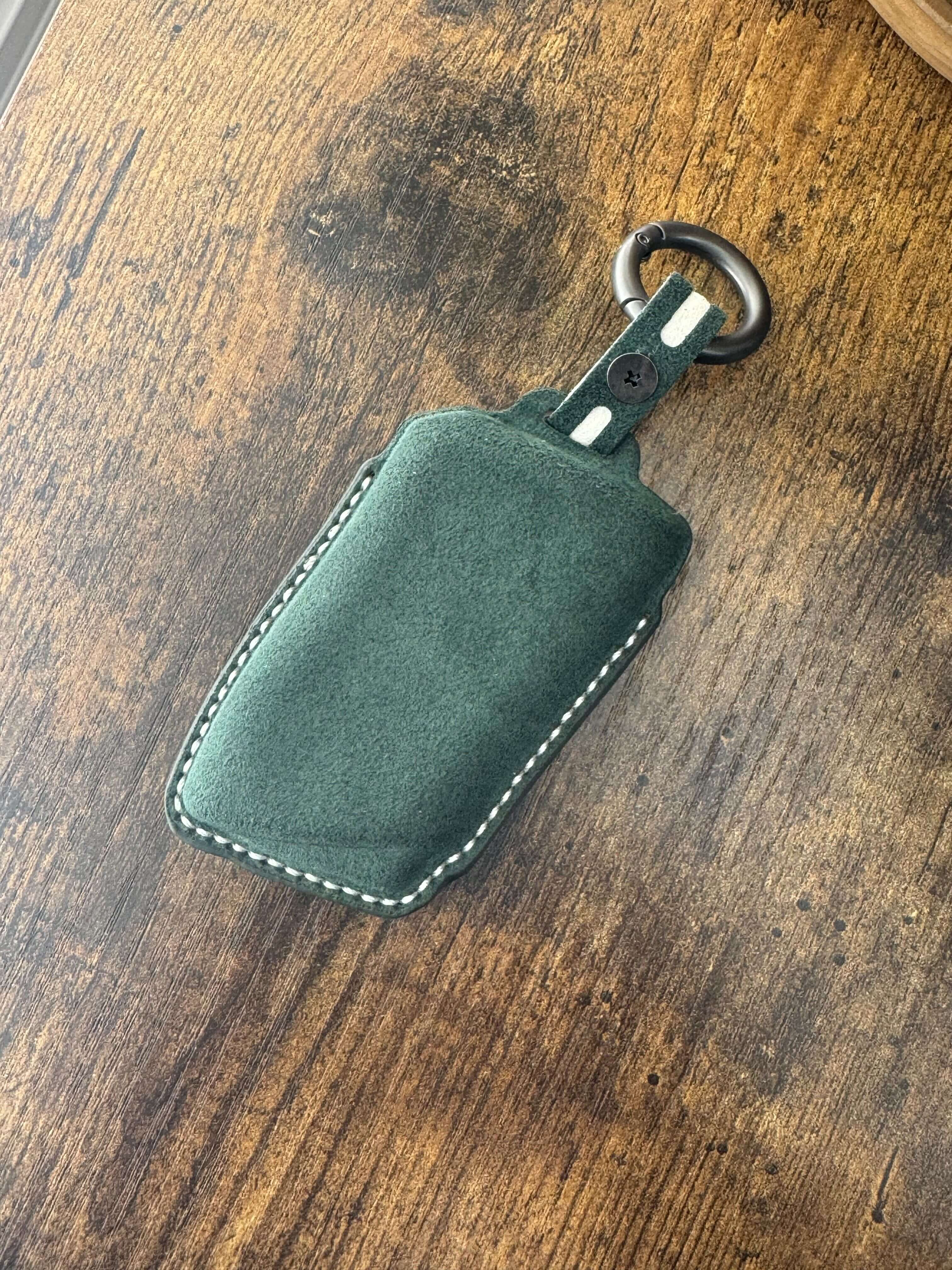 NEW【レクサス】キーリング付きカラフルスウェードキーケース〔Aタイプ〕