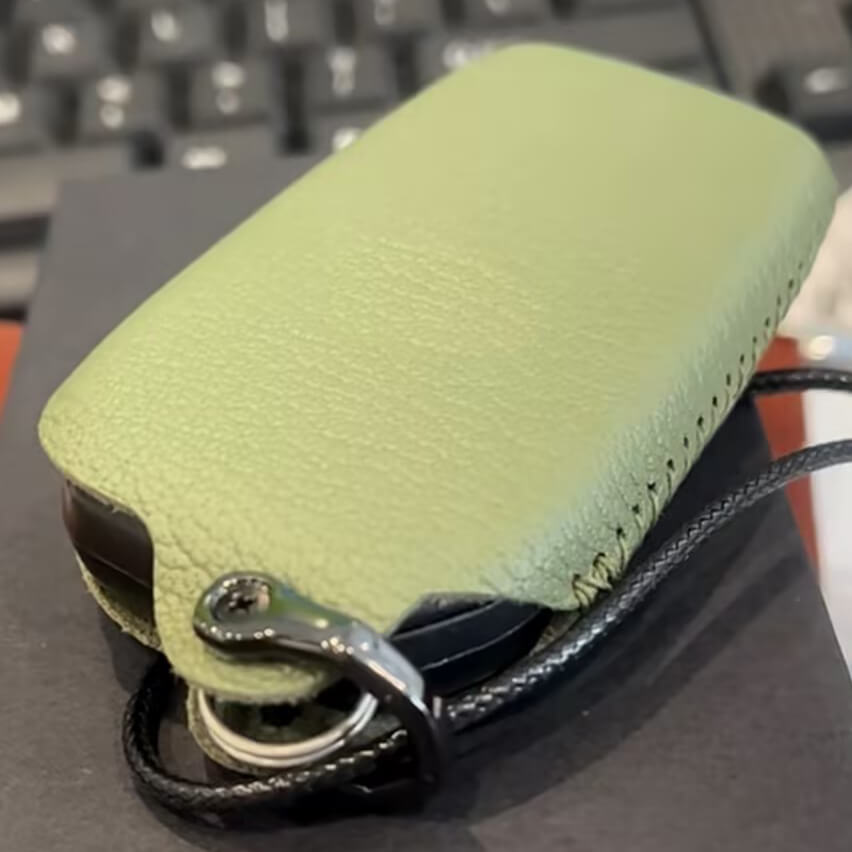 【トヨタ】くすみカラーマートキーケース〔Eタイプ〕